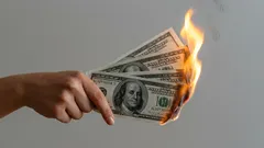 Jak pieniądze wpływają na naszą samoocenę i stosunek do innych ludzi: ciekawe odkrycia