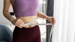 Każdy skok jak cios w tłuszcz: to ćwiczenie spala kalorie nawet w domu